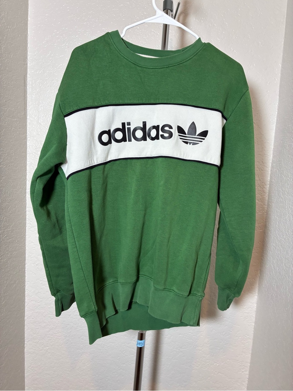 VTG adidas Green Mens XL Crewneck Sweatshirt with Trefoil Logo